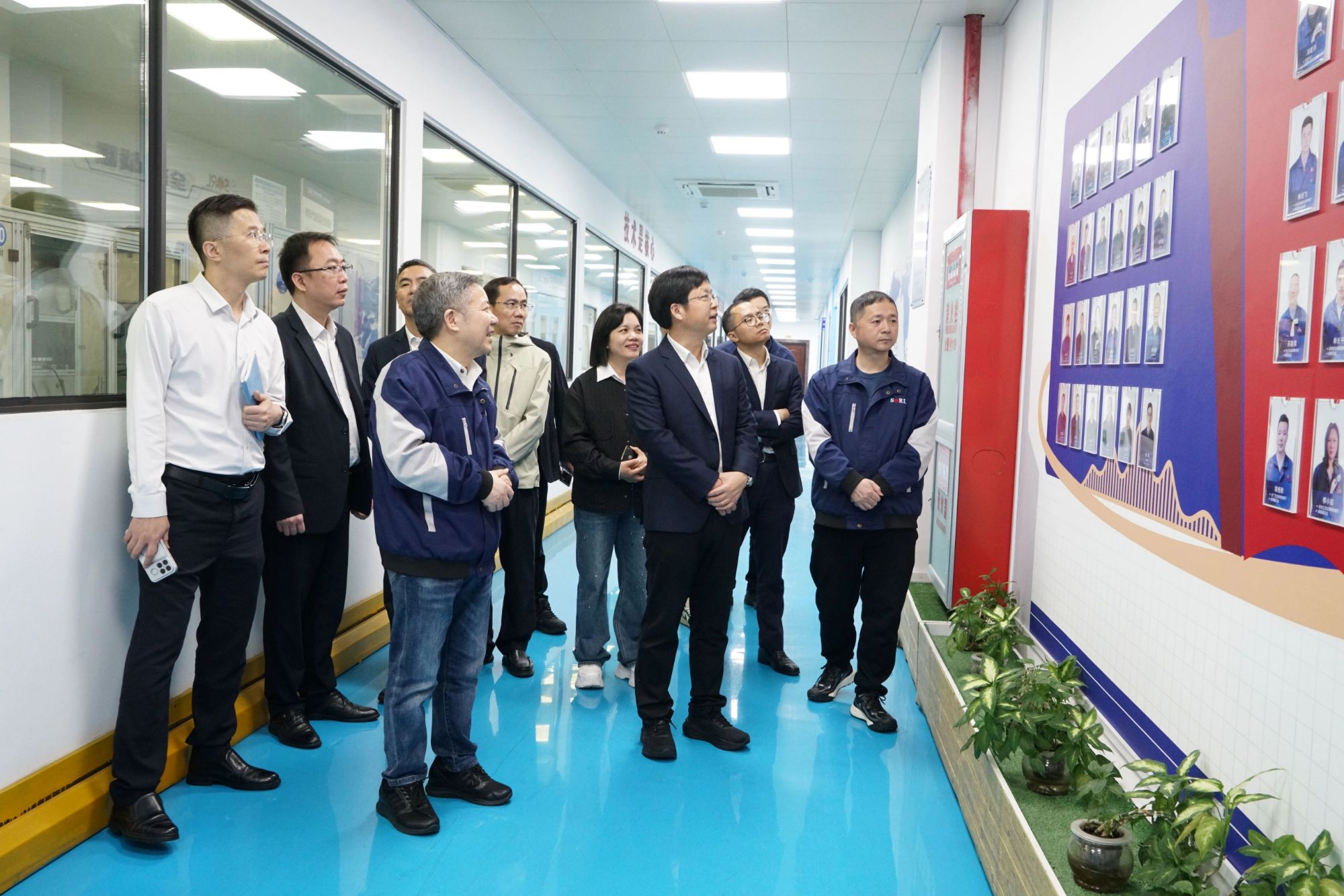 國(guó)企實(shí)力+民企活力！廣州公交集團(tuán)領(lǐng)導(dǎo)一行蒞臨考察，共謀合作新篇